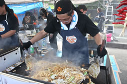 津山ホルモンうどん