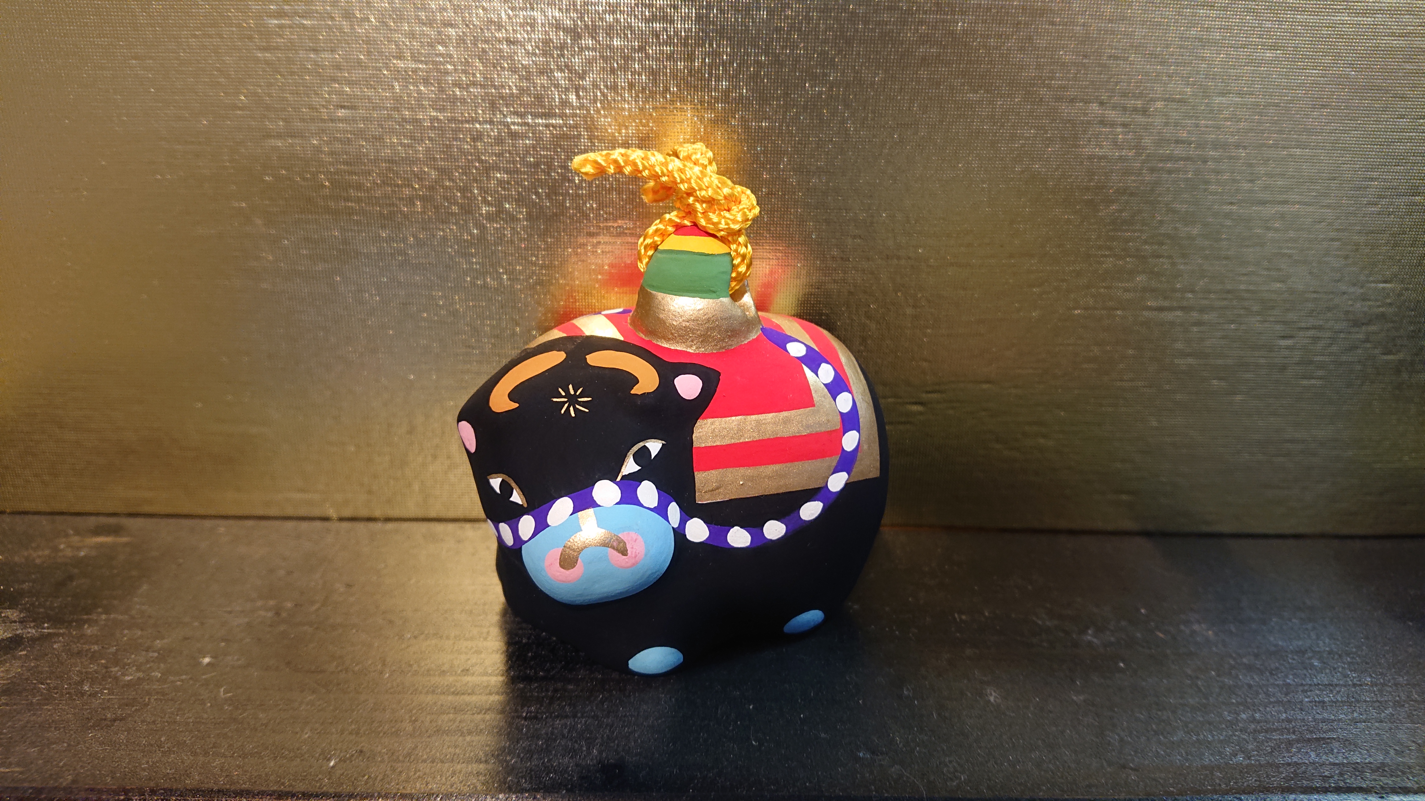 古型博多人形『招き猫』土鈴 | 象々の郷土玩具 招き猫　土鈴　中山人形